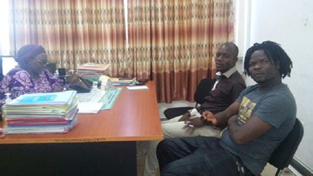 Miss Bim Bim: Agozo et…