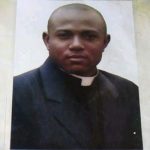Nigéria : Un prêtre meurt après avoir sauvé une vie.