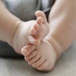 France : Un couple bat à mort leur bébé âgé de 13 mois.