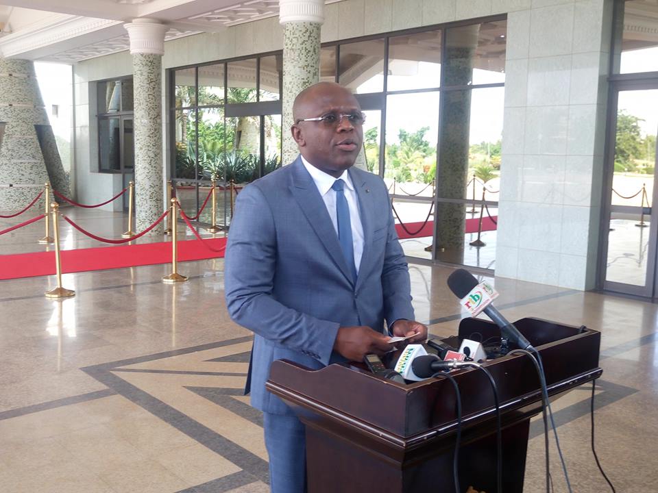 Coronavirus : le gouvernement suspend toutes les manifestations jusqu’au 30 Avril 2020