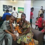 Nigeria: la comédienne Emmanuella, 10 ans, offre une maison à sa mère