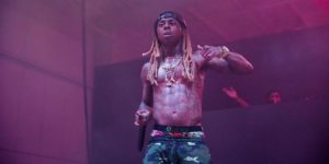 People: Le rappeur Lil Wayne inculpé pour possession…