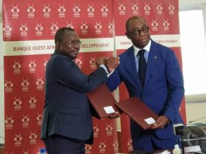 Financement du projet de construction et de bitumage…
